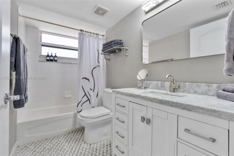 Condominio en venta en Miami, Florida, 2 dormitorios, 102.66 m2 № 2176484 - foto 21