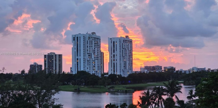 Condo in Aventura, Florida, 3 bedrooms  № 1355125