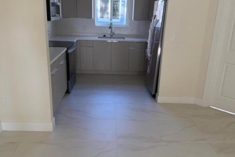 Villa ou maison à vendre à Fort Lauderdale, Floride: 3 chambres, 130.25 m2 № 2147204 - photo 5