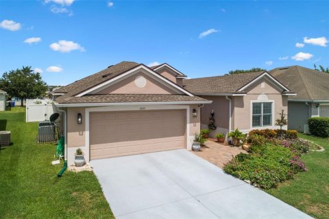 House in Kissimmee, Florida 3 bedrooms, 166.85 sq.m. № 1840295 - photo 2