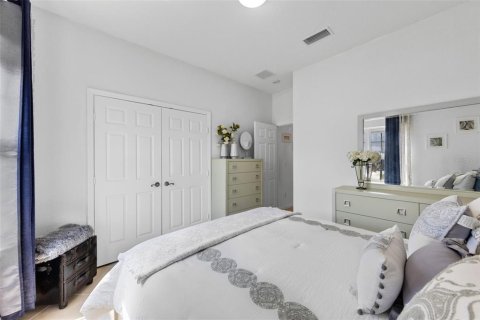 House in Kissimmee, Florida 3 bedrooms, 166.85 sq.m. № 1840295 - photo 24