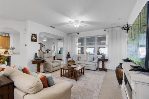 House in Kissimmee, Florida 3 bedrooms, 166.85 sq.m. № 1840295 - photo 7