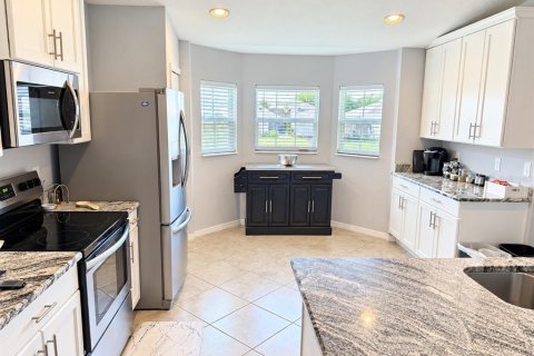 House in Bartow, Florida 3 bedrooms, 154.96 sq.m. № 2351622 - photo 7