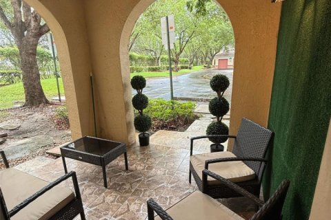 Condo in Miramar, Florida, 3 bedrooms  № 1891989 - photo 21
