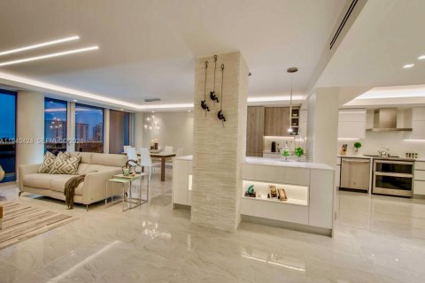 Купить кондоминиум в Майами-Бич, Флорида 2 спальни, 144м2, № 1997970 - фото 8