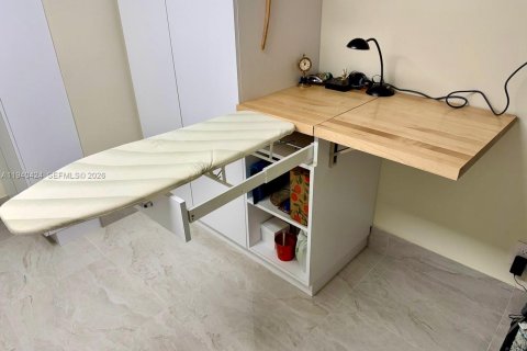 Купить кондоминиум в Майами-Бич, Флорида 2 спальни, 144м2, № 1997970 - фото 26