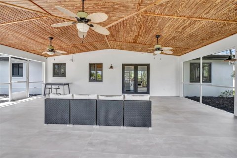 Casa en alquiler en Port Charlotte, Florida, 2 dormitorios, 98.29 m2 № 2098490 - foto 25