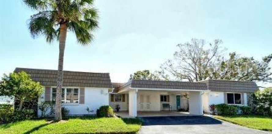 Condo in Sarasota, Florida, 2 bedrooms  № 1412626