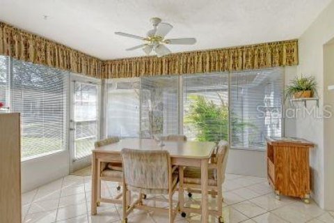 Condo in Sarasota, Florida, 2 bedrooms  № 1412626 - photo 14