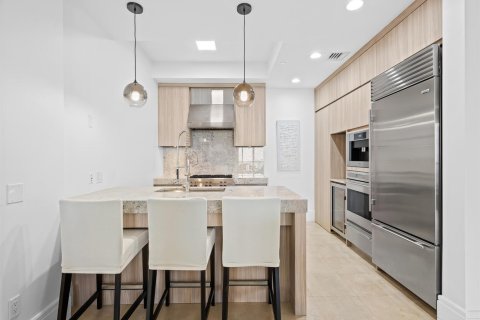 Copropriété à vendre à Bal Harbour, Floride: 2 chambres, 156.54 m2 № 2146567 - photo 12