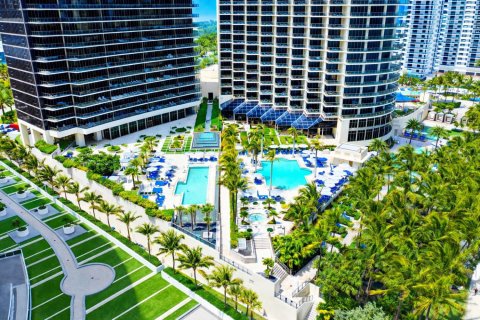 Copropriété à vendre à Bal Harbour, Floride: 2 chambres, 156.54 m2 № 2146567 - photo 26