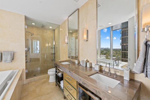 Copropriété à vendre à Bal Harbour, Floride: 2 chambres, 156.54 m2 № 2146567 - photo 19