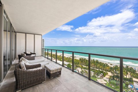 Condo à Bal Harbour, Floride, 2 chambres № 2146567