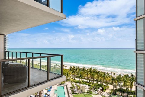 Copropriété à vendre à Bal Harbour, Floride: 2 chambres, 156.54 m2 № 2146567 - photo 24