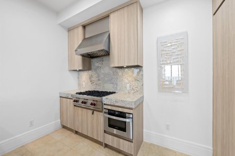 Copropriété à vendre à Bal Harbour, Floride: 2 chambres, 156.54 m2 № 2146567 - photo 13