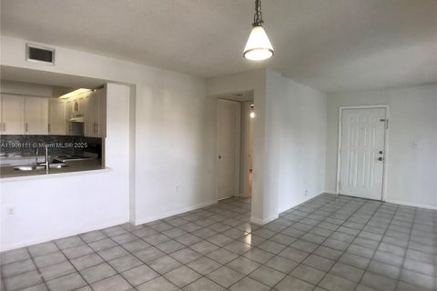 Copropriété à vendre à Cutler Bay, Floride: 2 chambres, 104.33 m2 № 1967771 - photo 14