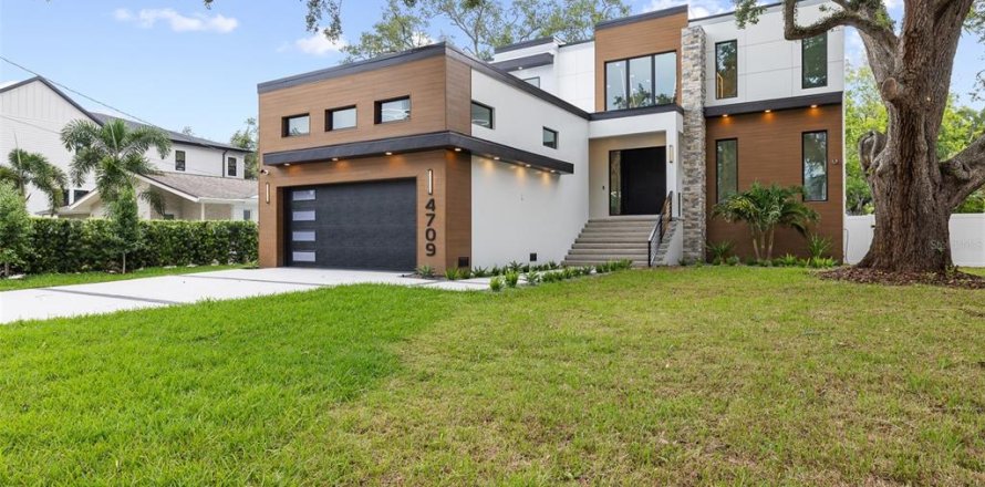 Villa ou maison à Tampa, Floride 6 chambres, 454.38 m2 № 2235393