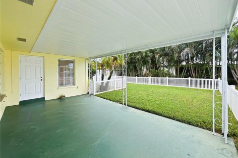 Casa en venta en Largo, Florida, 2 dormitorios, 135.82 m2 № 2385737 - foto 28
