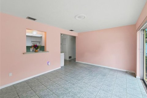 Casa en venta en Largo, Florida, 2 dormitorios, 135.82 m2 № 2385737 - foto 13