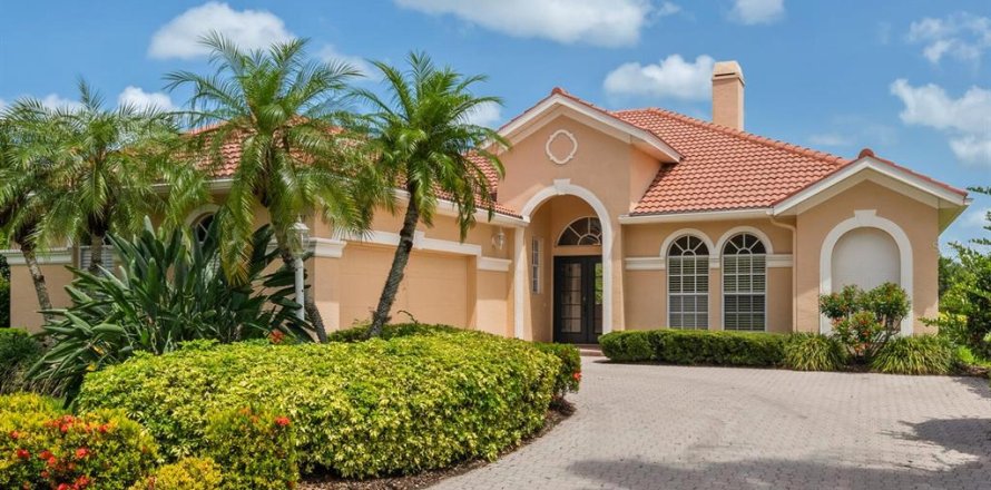 House in Lakewood Ranch, Florida 2 bedrooms, 196.77 sq.m. № 1781313