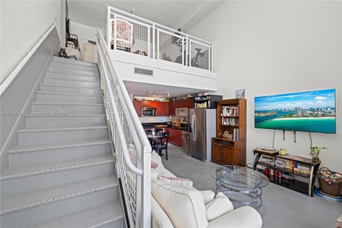 Condominio en venta en Miami, Florida, 1 dormitorio, 90.86 m2 № 1684105 - foto 17