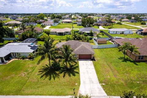 Villa ou maison à vendre à Cape Coral, Floride: 3 chambres, 132.11 m2 № 2294559 - photo 8
