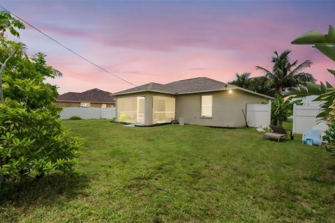Villa ou maison à vendre à Cape Coral, Floride: 3 chambres, 132.11 m2 № 2294559 - photo 18