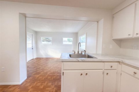 House in Bradenton, Florida 3 bedrooms, 102.94 sq.m. № 2425514 - photo 7