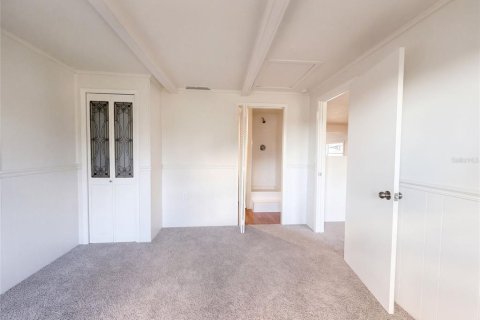 House in Bradenton, Florida 3 bedrooms, 102.94 sq.m. № 2425514 - photo 12