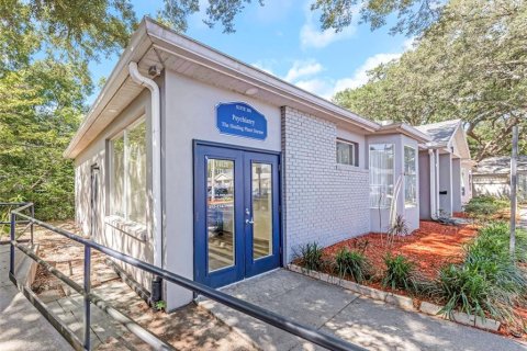 Immobilier commercial à louer à Tampa, Floride: 1770.44 m2 № 2166708 - photo 3
