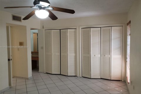 Villa ou maison à vendre à Coral Gables, Floride: 3 chambres, 129.6 m2 № 1937643 - photo 7