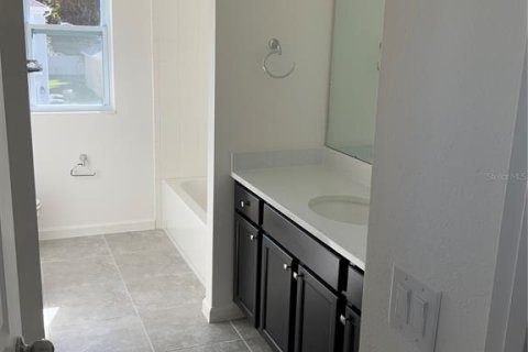 Снять в аренду виллу или дом в Апопка, Флорида 2 комнаты, 216.83м2, № 1615595 - фото 9