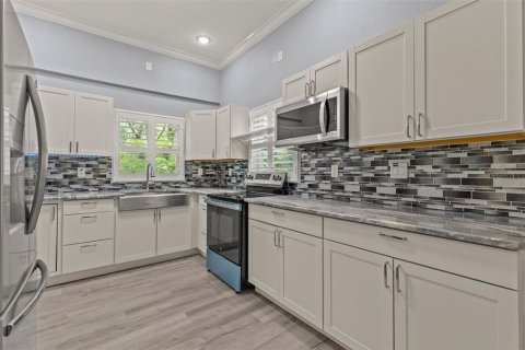 Casa en venta en Spring Hill, Florida, 2 dormitorios, 128.21 m2 № 2227413 - foto 19