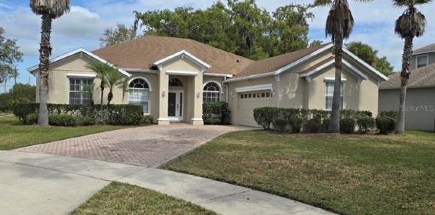 House in Kissimmee, Florida 4 bedrooms, 242.47 sq.m. № 2196850
