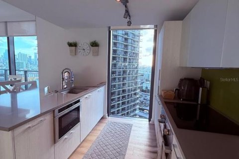 Condo in Miami, Florida, 2 bedrooms № 2205817 - photo 16