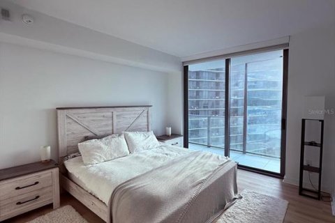 Condo in Miami, Florida, 2 bedrooms № 2205817 - photo 24