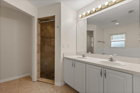 Casa en venta en Groveland, Florida, 3 dormitorios, 172.61 m2 № 1793507 - foto 18