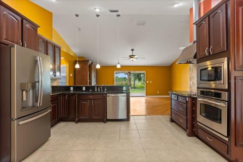 Casa en venta en Groveland, Florida, 3 dormitorios, 172.61 m2 № 1793507 - foto 11