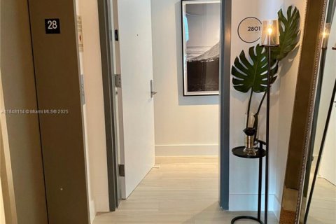 Copropriété à louer à Miami, Floride: 3 chambres, 151.8 m2 № 1936206 - photo 4