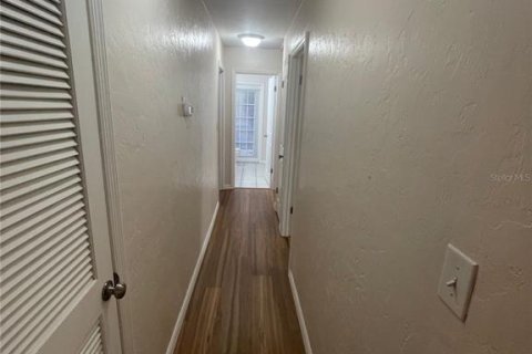 Villa ou maison à louer à Gainesville, Floride: 3 chambres, 147.81 m2 № 2157429 - photo 8