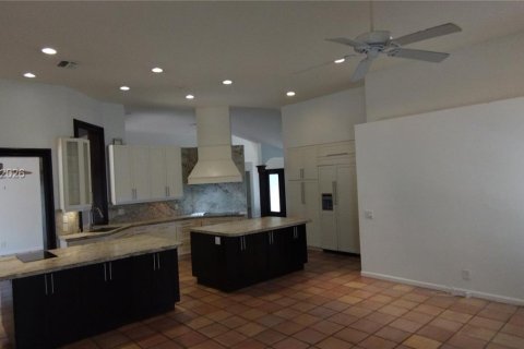 Villa ou maison à louer à Weston, Floride: 4 chambres, 242.47 m2 № 2071774 - photo 25