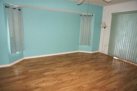 Casa en venta en Port Charlotte, Florida, 3 dormitorios, 145.21 m2 № 1913718 - foto 14