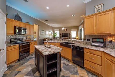 Casa en venta en Sanford, Florida, 4 dormitorios, 254.27 m2 № 2377520 - foto 3
