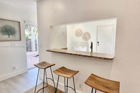 Touwnhouse à vendre à Cooper City, Floride: 3 chambres, 154.78 m2 № 1856879 - photo 17