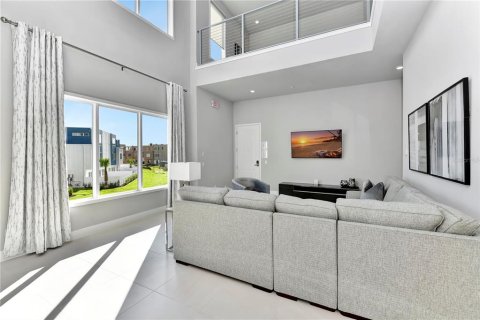 Condominio en alquiler en Kissimmee, Florida, 5 dormitorios, 244.33 m2 № 1635808 - foto 9