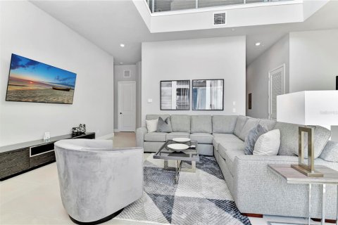 Condominio en alquiler en Kissimmee, Florida, 5 dormitorios, 244.33 m2 № 1635808 - foto 7