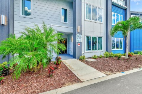 Condominio en alquiler en Kissimmee, Florida, 5 dormitorios, 244.33 m2 № 1635808 - foto 3