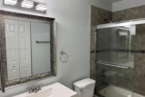 Copropriété à louer à Miami, Floride: 1 chambre, 80.08 m2 № 2000199 - photo 7