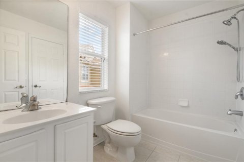 Condo in Orlando, Florida, 3 bedrooms  № 1650818 - photo 9