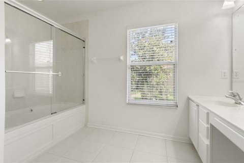 Condo in Orlando, Florida, 3 bedrooms  № 1650818 - photo 14
